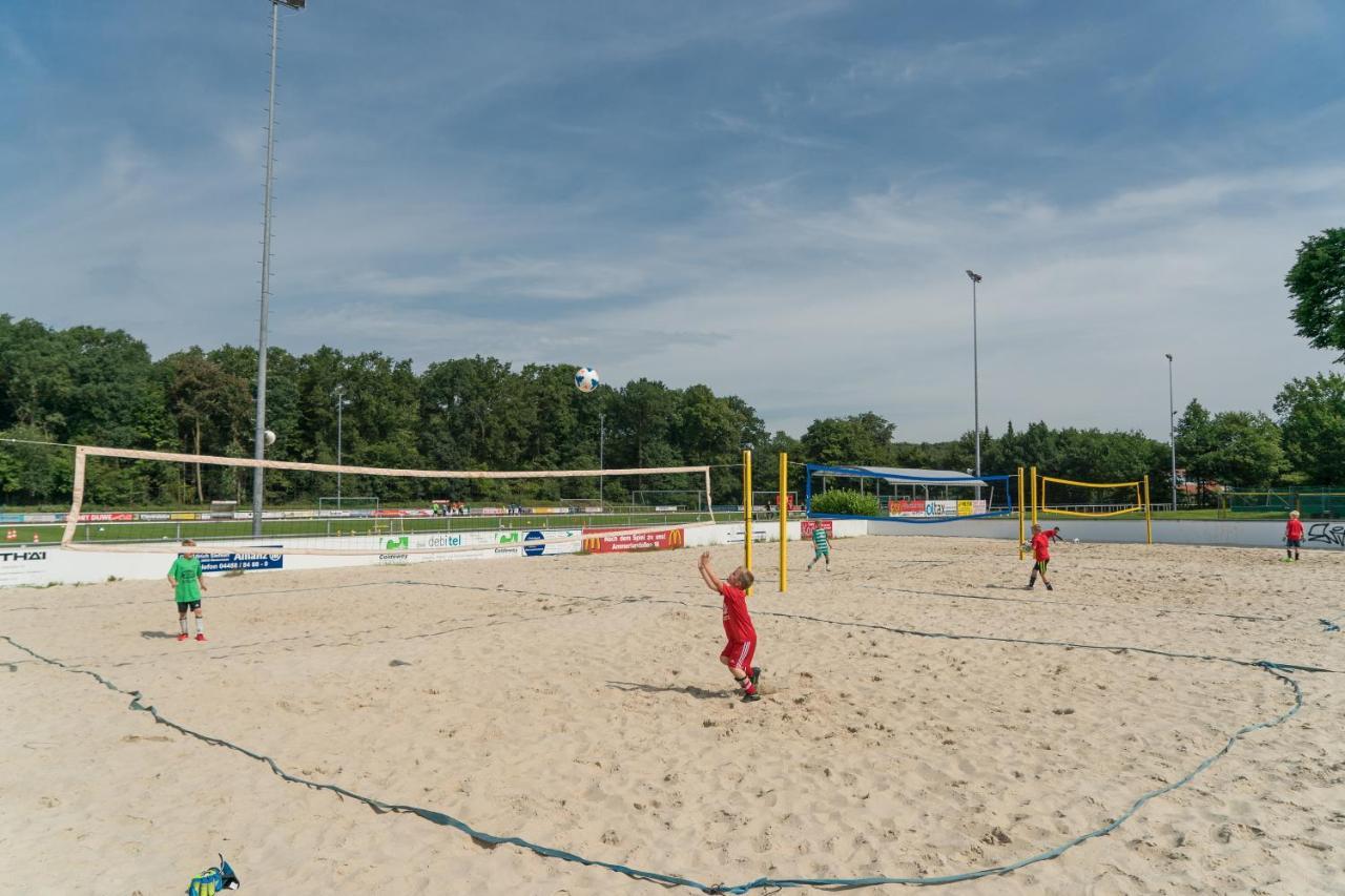Hoessensportzentrum Westerstede Exteriér fotografie