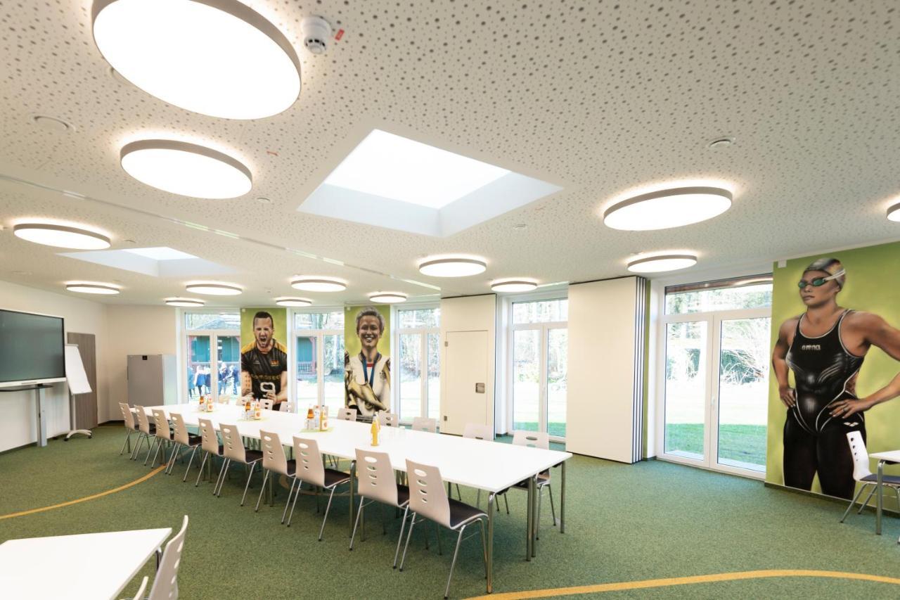 Hoessensportzentrum Westerstede Exteriér fotografie